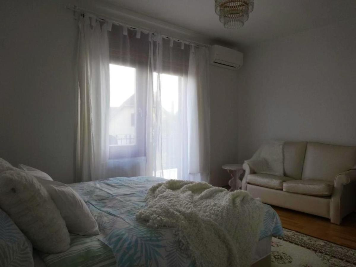 Laszlo Apartman Appartement Tihany Buitenkant foto