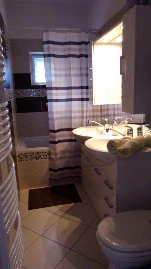 Laszlo Apartman Appartement Tihany Buitenkant foto